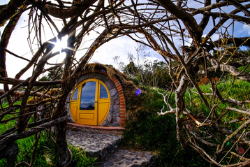 cotopaxi-lodge-hobbit-home